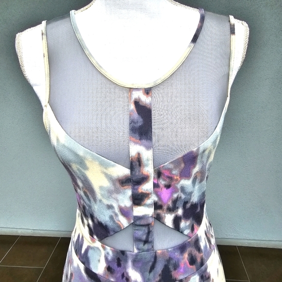 Urban Outfitters ✦ Marbled Cut-Out Mini Dress ✦ Silence + Noise Sz S EUC - Picture 5 of 16